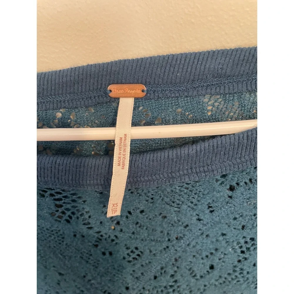 Free People Not Cold in This Top In Blue Size XS Oversized Lace‎ Sweater
